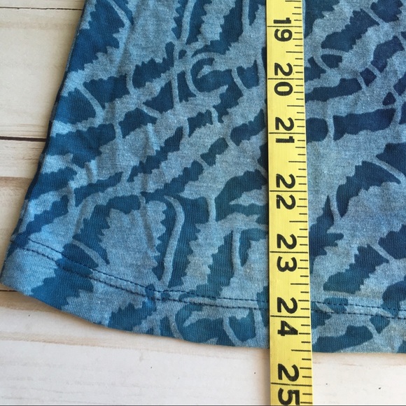 NWT Calvin Klein Tank - Size Medium - Picture 7 of 7